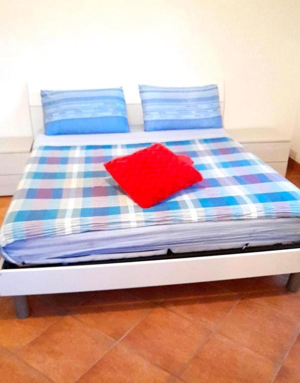 Gramsci First Apartment โมดินา ภายนอก รูปภาพ